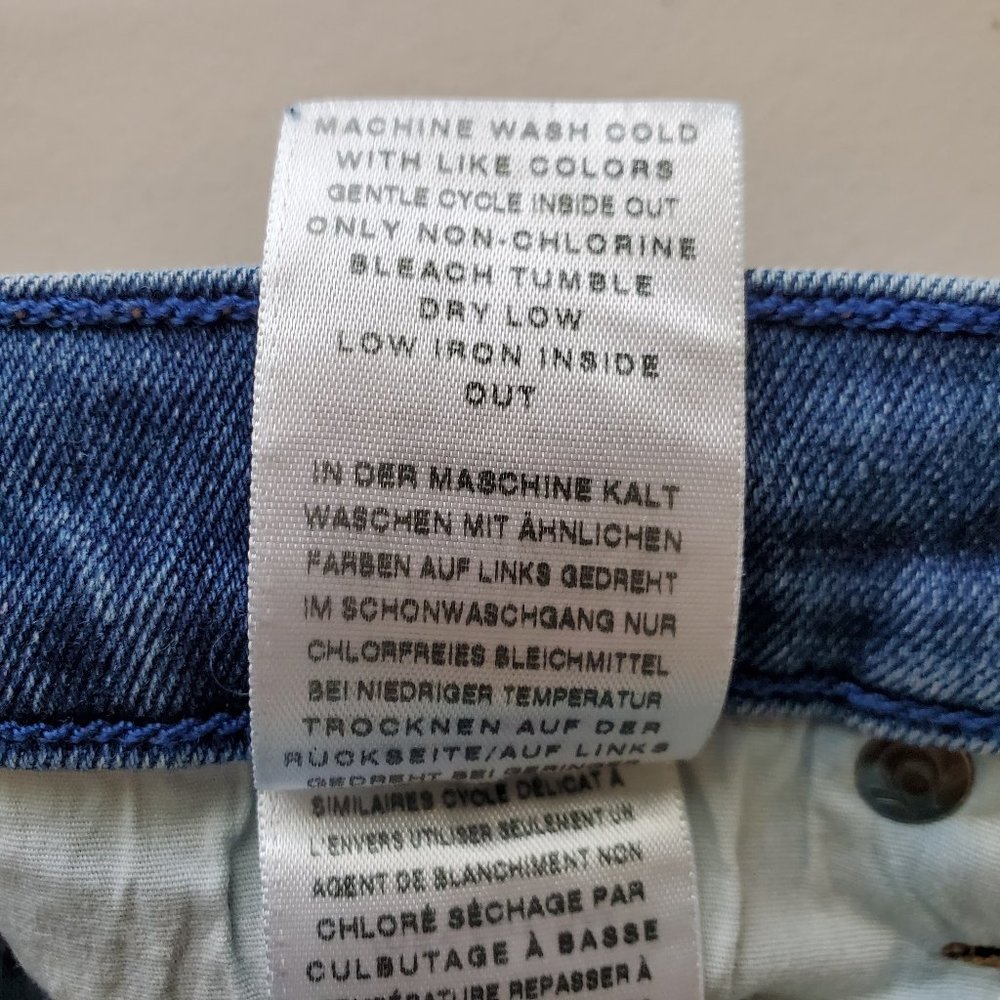 SOLD - True Religion Denim Cut Off Shorts Size 28 - Picture 10 of 11